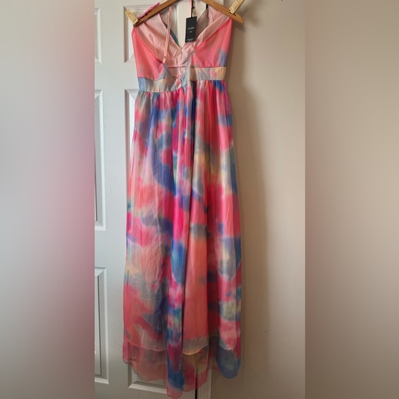 NWT Women multi color V neck maxi dress SIZE M - Picture 3 of 8